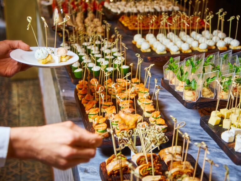 20 Delicious Wedding Brunch Food Ideas You and Your Wedding Guests Will ...